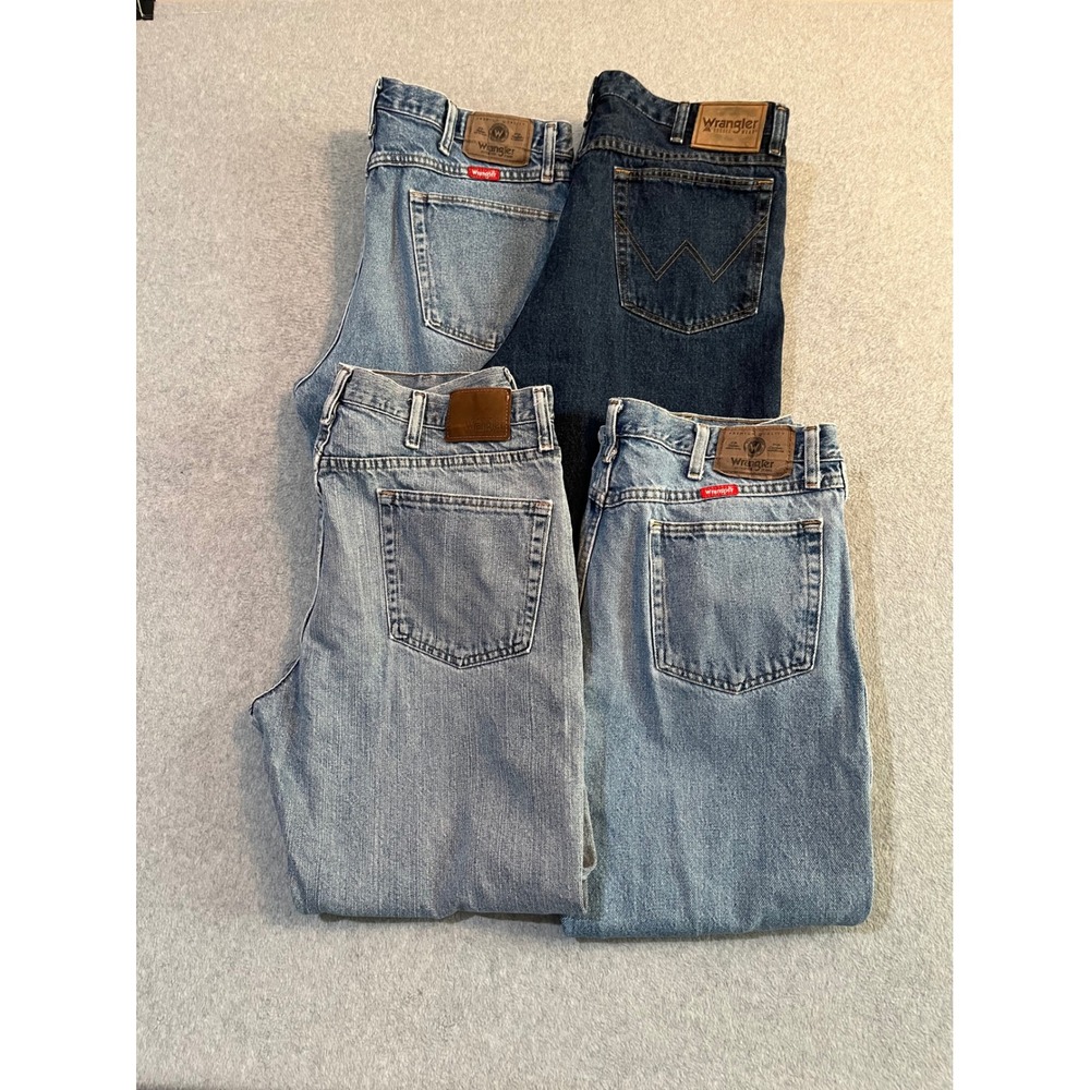 Lot of 4 Wrangler Mens Jeans 34x26 Regular Fit Blue Denim Mixed Styles